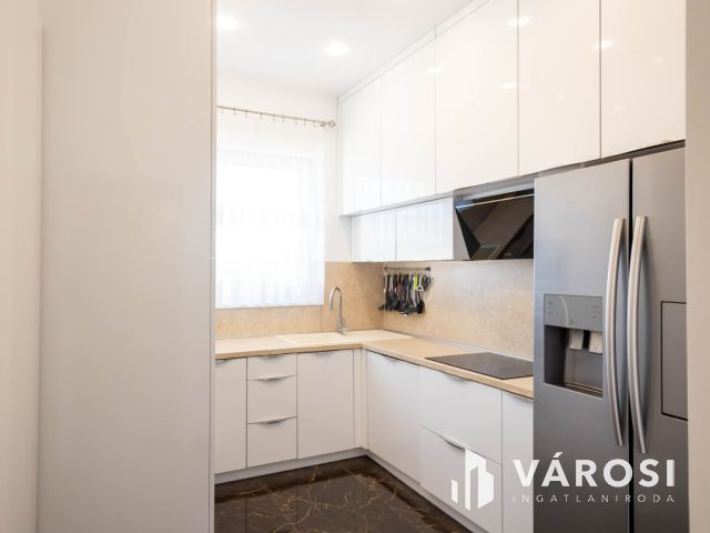 Pallag egyik legszebb háza jó környéken eladó!