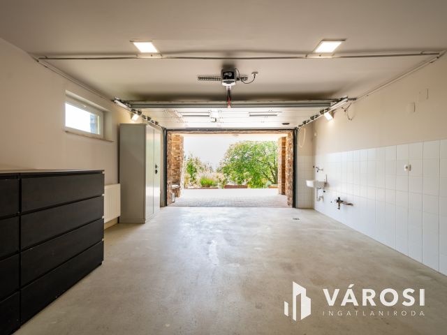 Panorámás ikerház, prémium lokációval